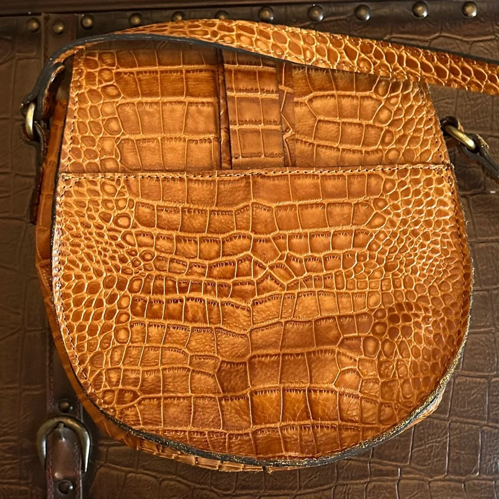 Patricia Nash Brown Croc-Embossed Crossbody Bag - Picture 4 of 5